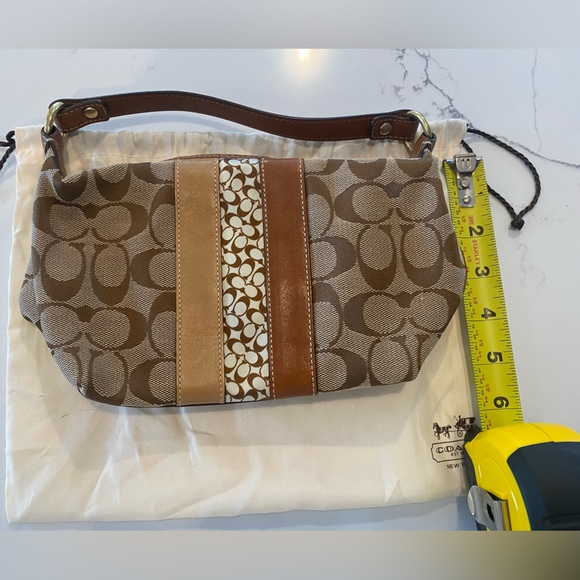 Coach Signature Brown Hobo Bag - Picture 5 of 6